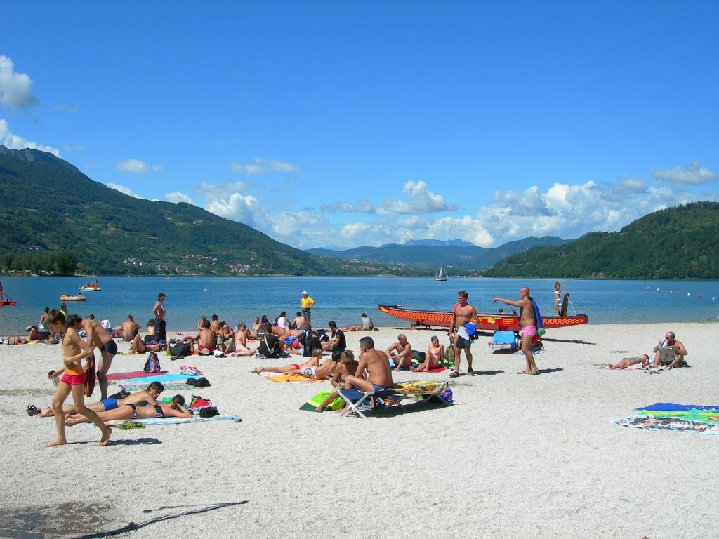 Hotel Garni Bellavista Calceranica al Lago Exterior foto